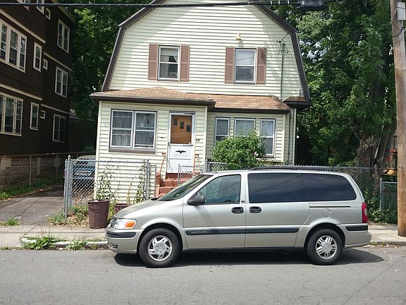 2nd image of 61 Capen St