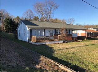 5698 Boone Trl, Millers Creek, NC 28651