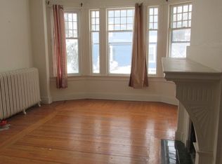 30 Cranston Ave #1, Newport, RI 02840