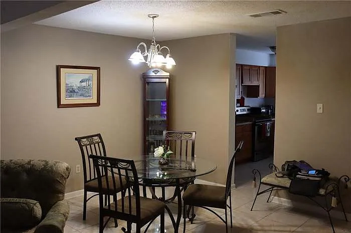 5644 Tullis Dr — Photo 4