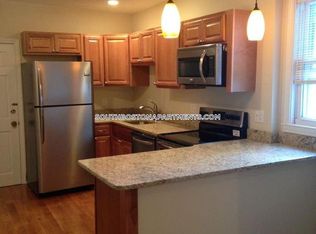 254 W 3rd St APT 1F, Boston, MA 02127