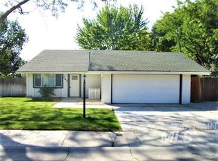 737 N Beachwood St, Eagle, ID 83616