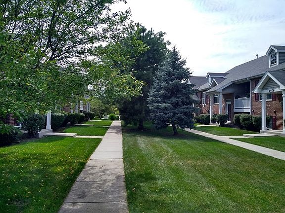 3rd image of 9403 Huber Ct
