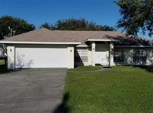 1050 15th St E, Bradenton, FL 34208