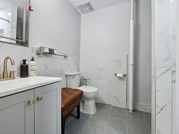 4th image of 423 W 144th St #3F