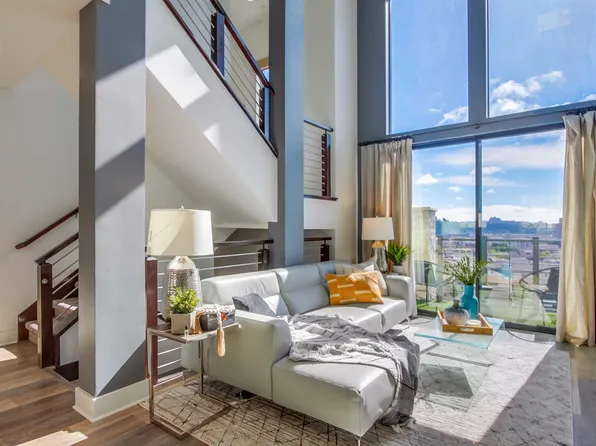 8307 Distinctive Dr, San Diego, CA 92108