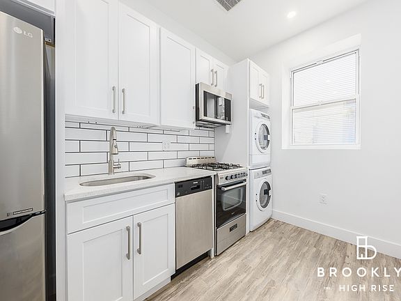 2nd image of 167 Irving Ave APT 1