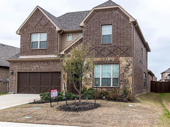 3rd image of 597 Mountcastle Dr