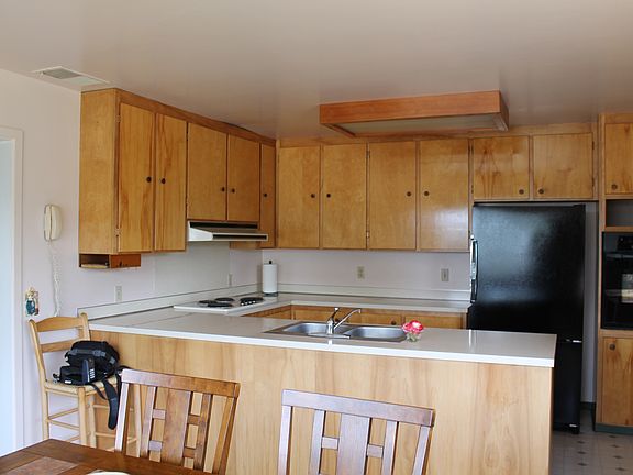 3rd image of 3525 Nevada St