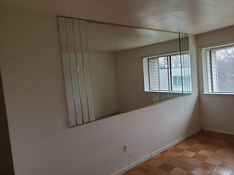 10218 Prince Pl — Photo 3