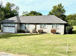 1003 Taylor Ln, Alma, AR 72921