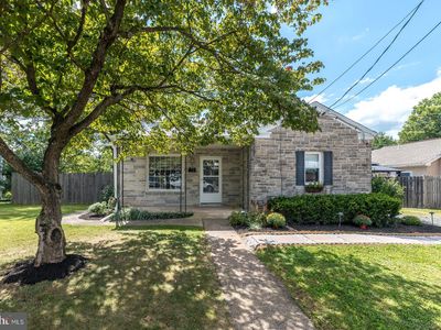 509 Jackson St, Pennsburg, PA, 18073