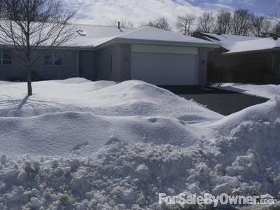 155 Rivers Edge Dr, Cherry Valley, IL, 61016