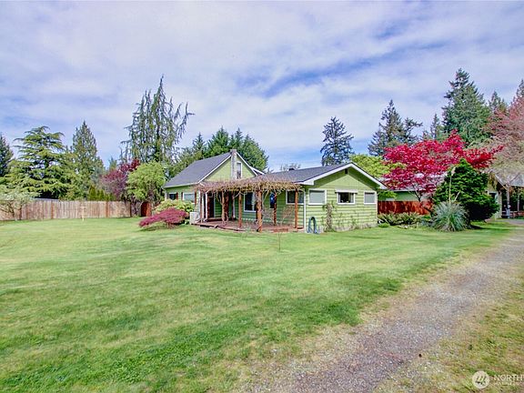 5th image of 19023 23rd Avenue NE