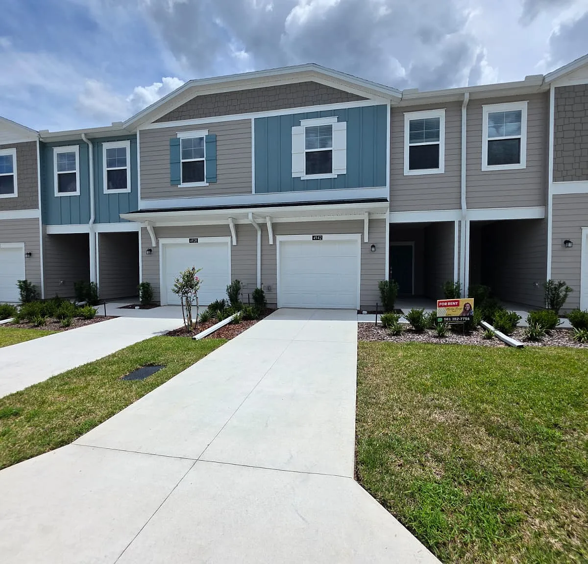 3 bed, 2.5 bath, 1782 sqft, $1,845 — Photo 3
