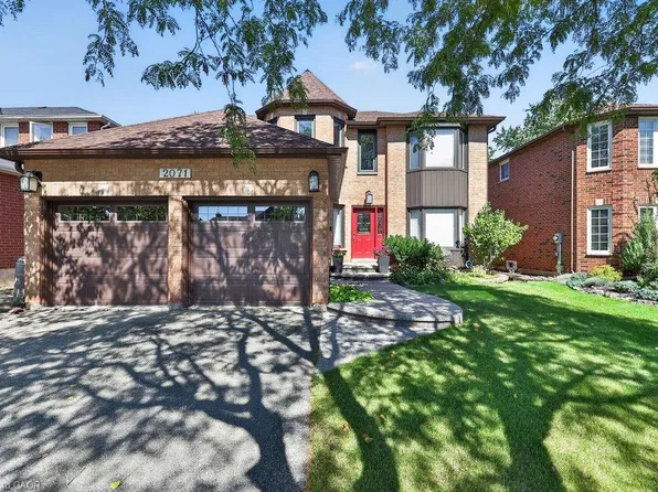 2071 Oxford Ave, Oakville, ON L6H 4K8