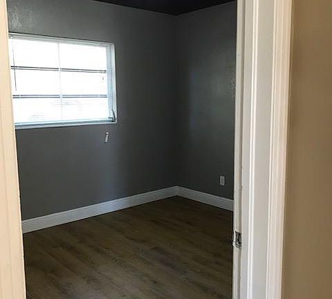 4th image of 3312 W North B St