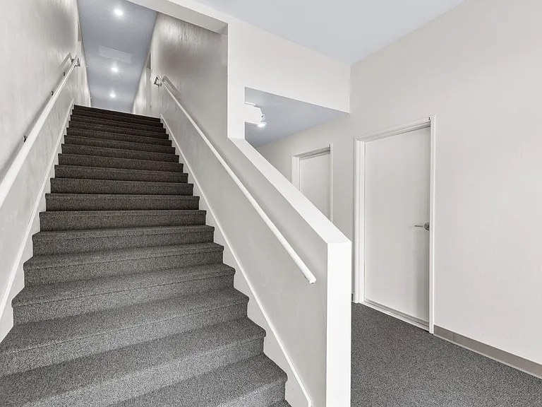 352 Deschane Ave — Photo 13