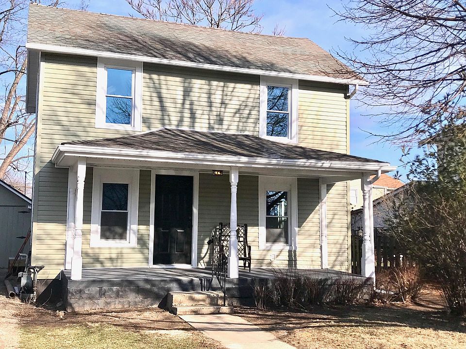 1st image of 454 E Ward St