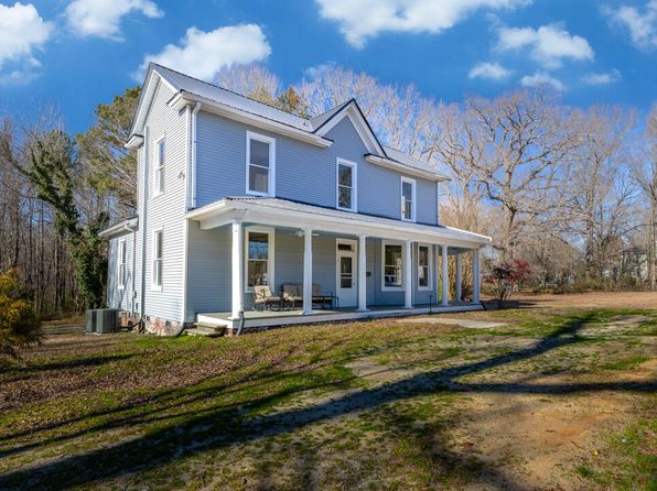437 S Main St, Warrenton, NC 27589