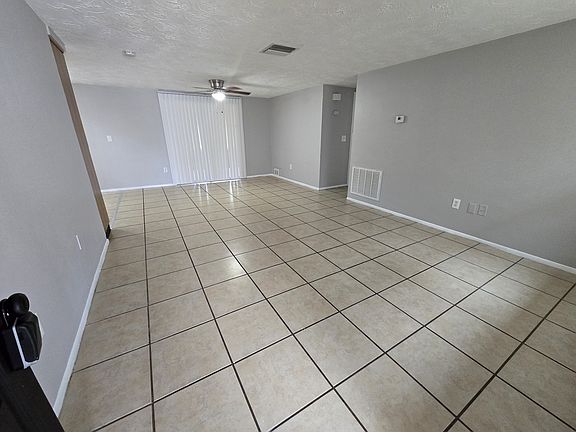 2nd image of 2609 Fentress Pl