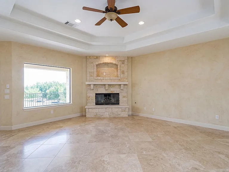 104 Cedar Glen Cv — Photo 7