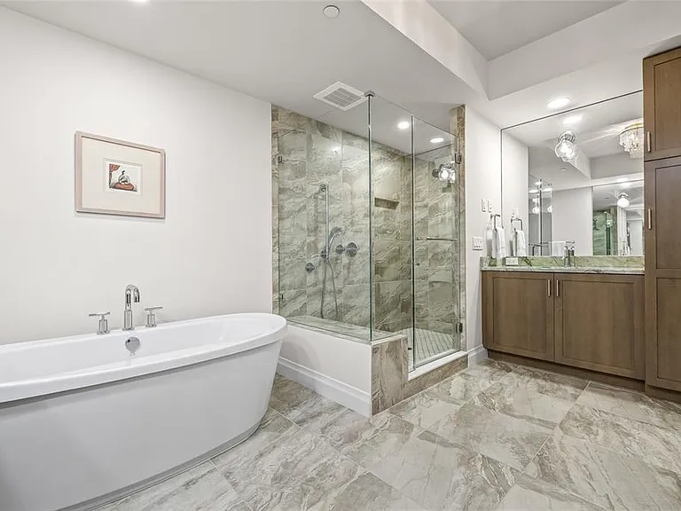 795 Collany Rd #205 — Photo 41