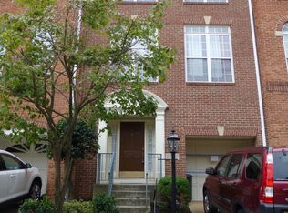 2824 Saint Croix Dr, Vienna, VA 22180