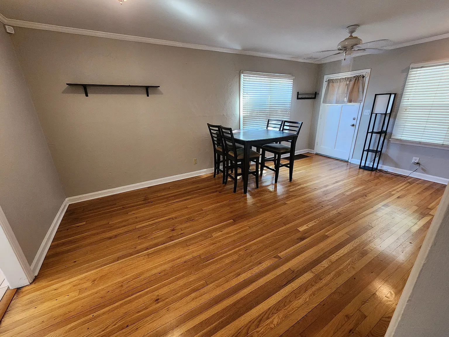 4519 Mercier St — Photo 3