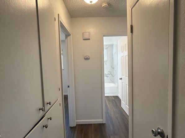 1709 Evergreen Ave #4