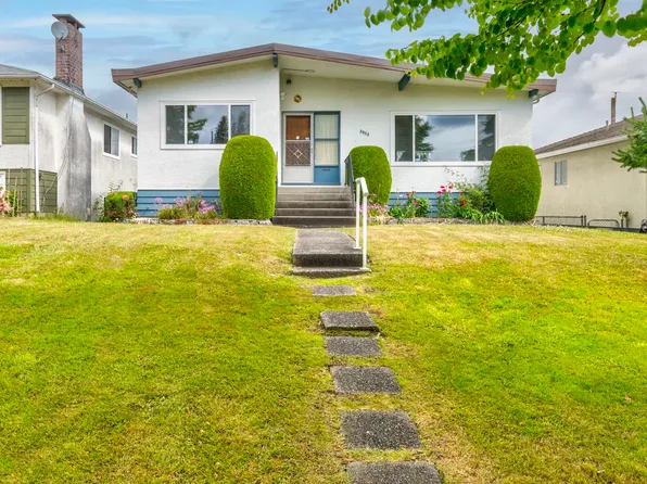 3053 E 16th Ave, Vancouver, BC V5M 2M4
