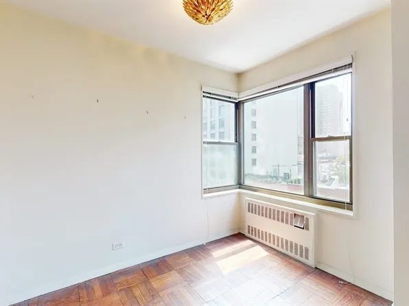 55 East End Avenue image 6 of 14