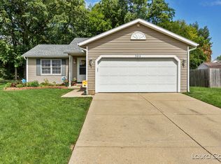 3816 Amberly Ct SE, Grand Rapids, MI 49508