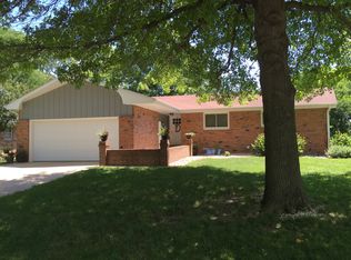 824 Smoky Hill Rd Lincoln NE 68520 Zillow