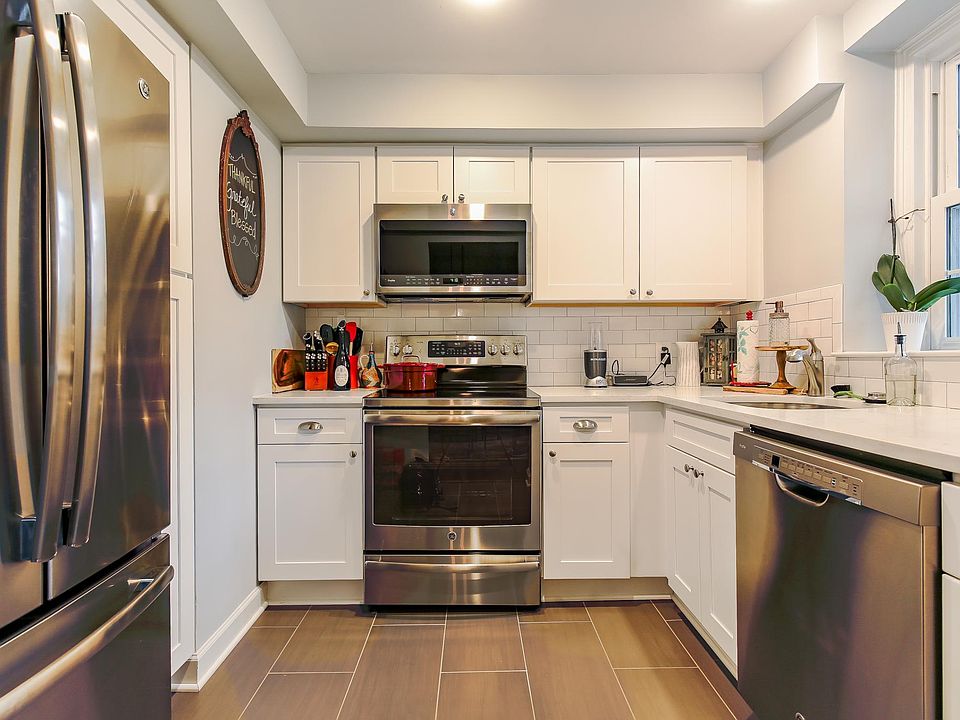 1st image of 3004 S Columbus St APT B2