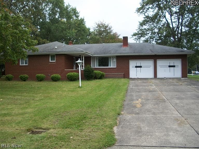 1st image of 263 Earl Dr NW