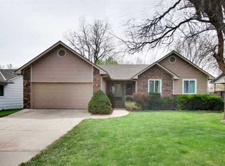 5927 E 47th St N, Wichita, KS 67220