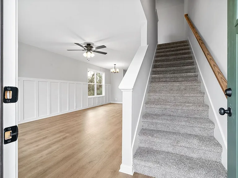 332 Church St — Photo 32