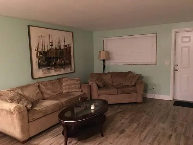 11093 Kelly Rd #2 — Photo 15