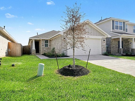 3rd image of 4401 W Bayou Maison Cir
