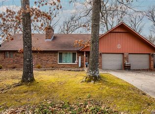 48 Lancaster Dr, Bella Vista, AR 72715