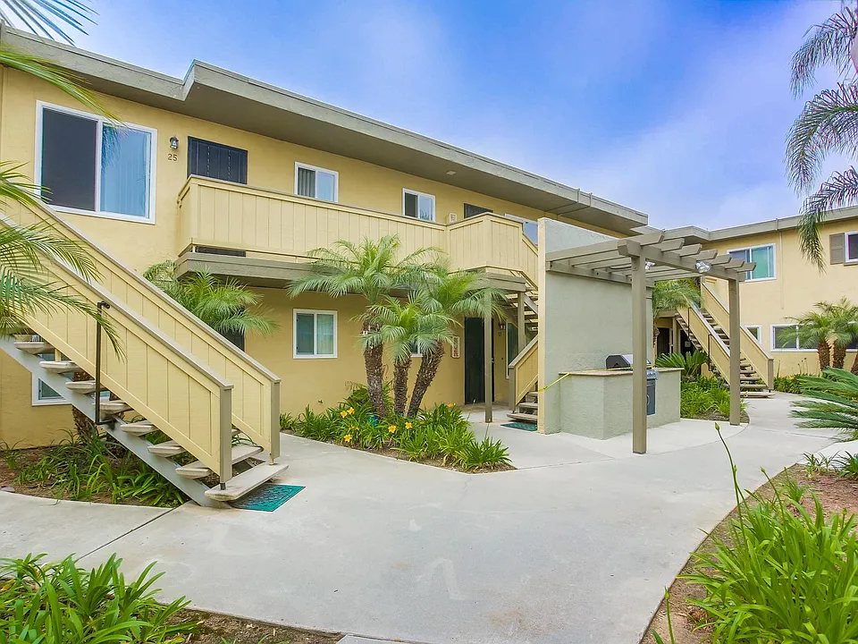 Carlsbad Village Apartments