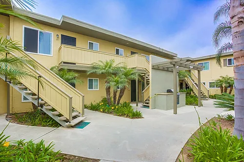 Carlsbad Village Apartments Photo 1