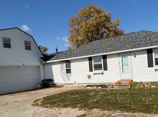 500 W Wabashaw St, North Salem, IN 46165