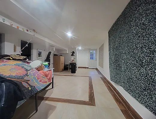 4th image of 216 Van Buren St #1G