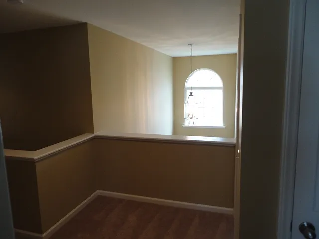 1010 Golden Crest Dr — Photo 9