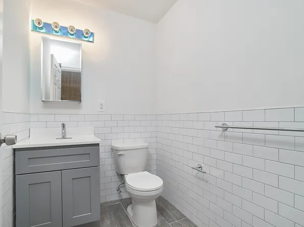 1069 Grant Avenue image 29 of 56