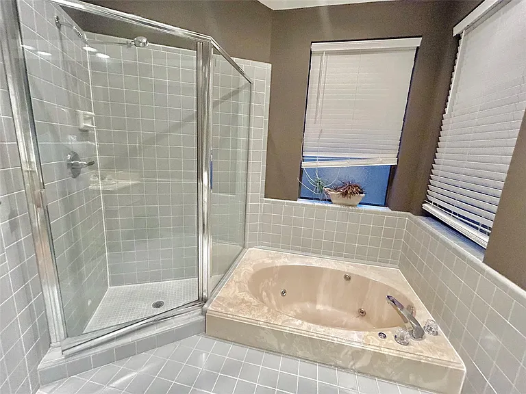16306 Knightrider Dr — Photo 36