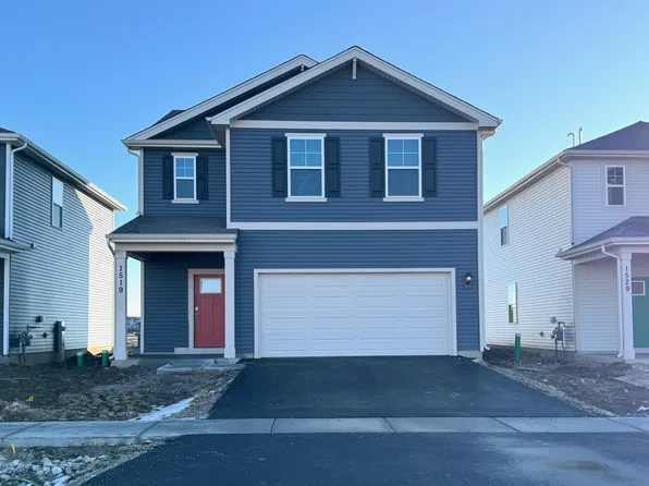 2970 Acadia Cir, Pingree Grove, IL 60140