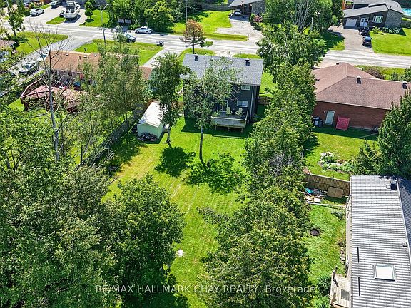 2nd image of 940 Nantyr Dr